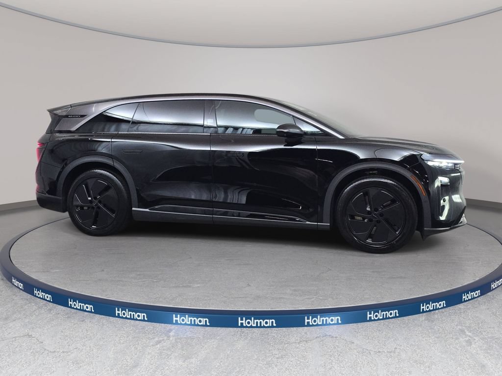 Used 2026 Lucid Gravity Grand Touring AWD/4WD image 4