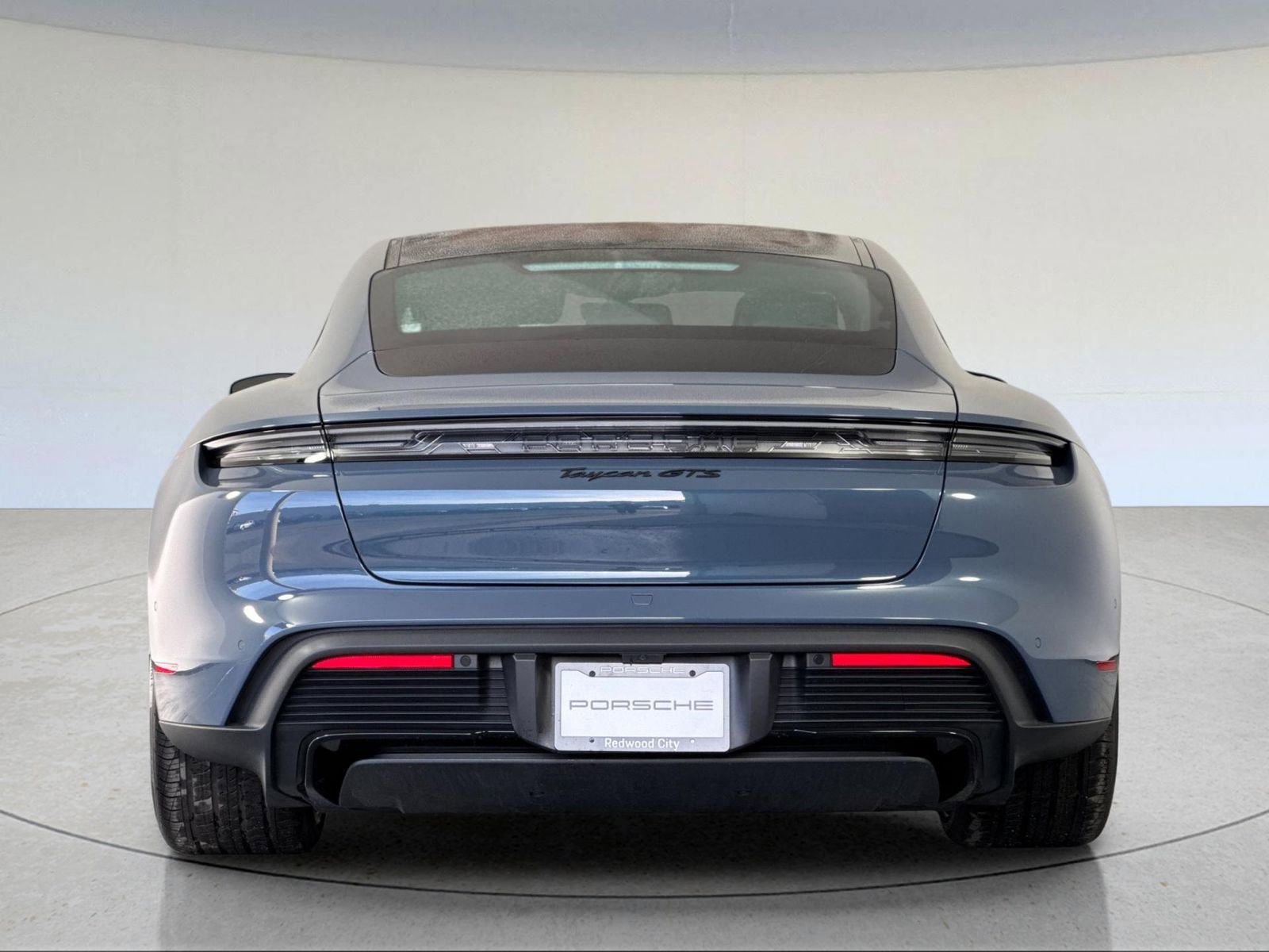 New 2026 Porsche Taycan GTS image 7