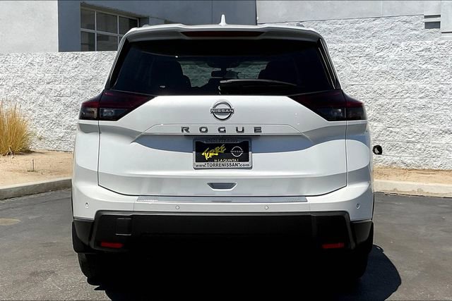 New 2026 Nissan Rogue SV w/ SV Premium Package image 3
