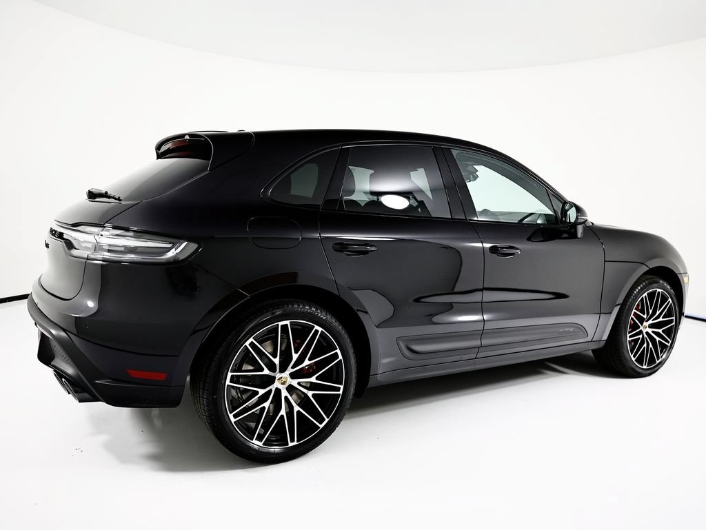 New 2026 Porsche Macan GTS AWD/4WD image 5