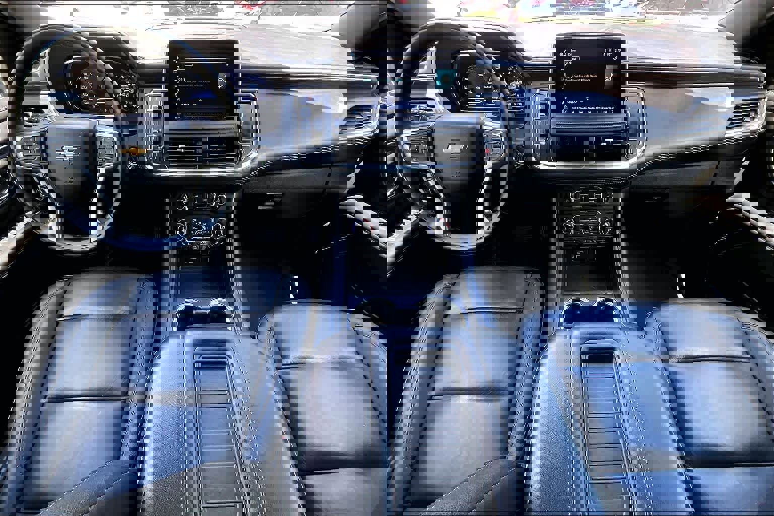 Used 2024 Chevrolet Suburban LT AWD/4WD image 16