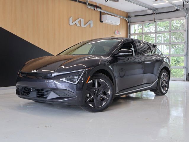 New 2025 Kia EV6 Light