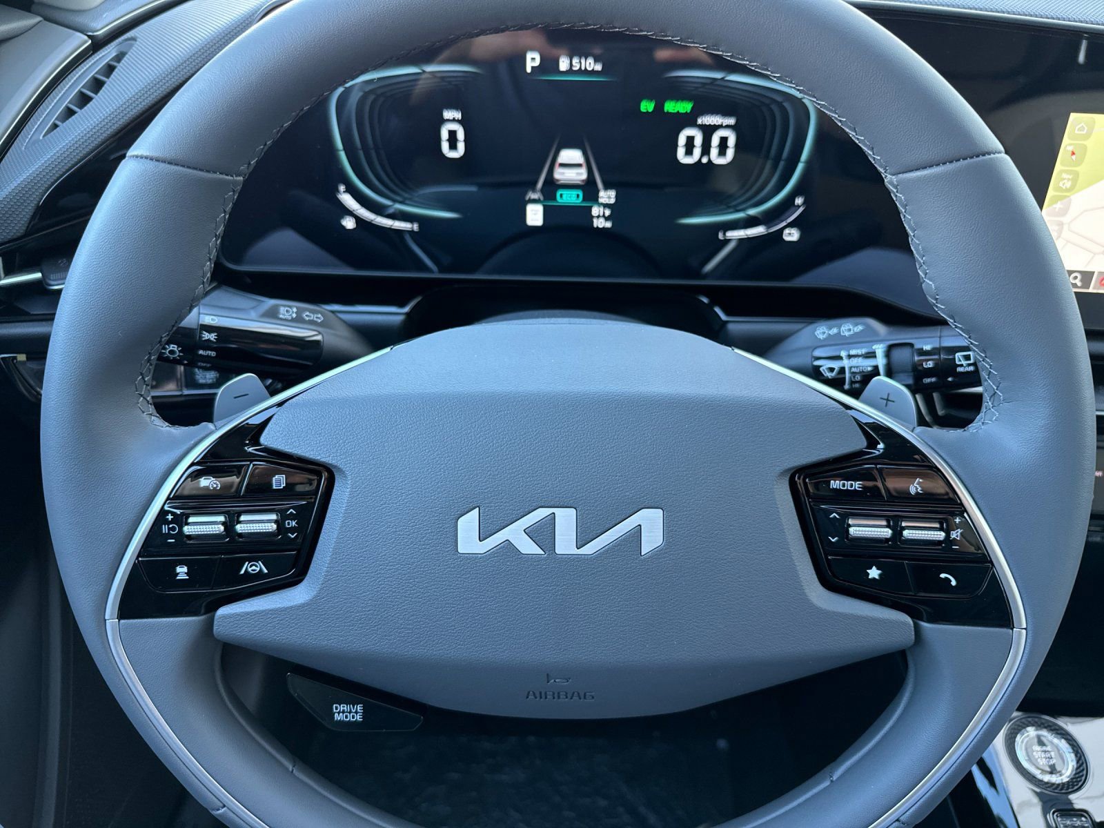 New 2025 Kia Niro EX image 27