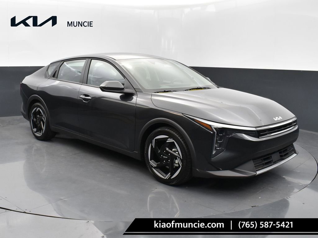 Certified 2025 Kia K4 GT-Line Turbo FWD image 1
