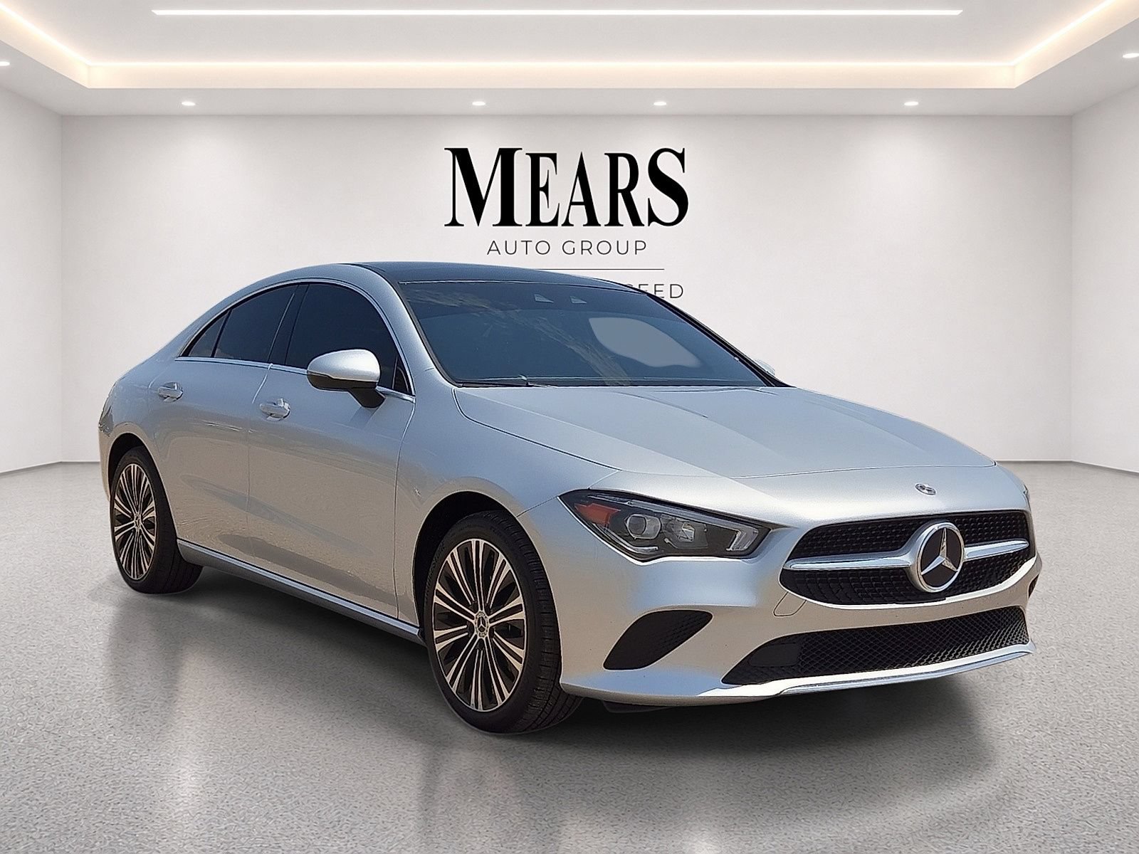 Used 2023 Mercedes-Benz CLA 250 4MATIC w/ Premium Package image 7
