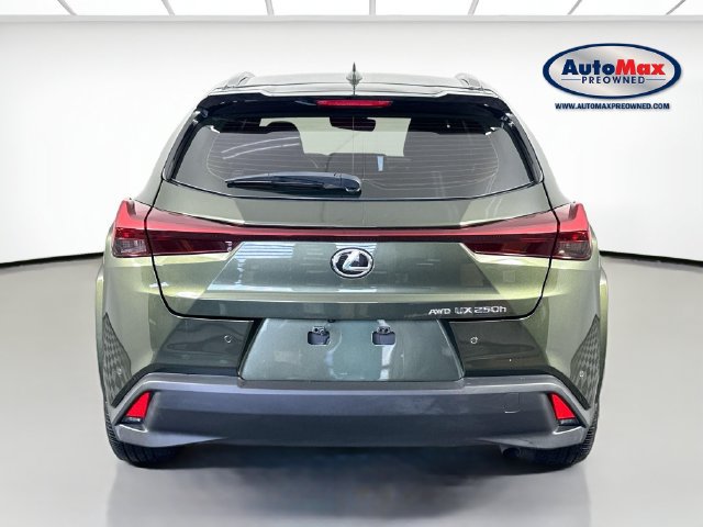 Used 2024 Lexus UX 250h AWD w/ Premium Package image 8