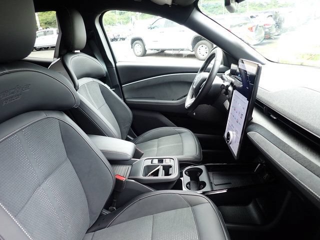 Used 2025 Ford Mustang Mach-E GT AWD/4WD image 9