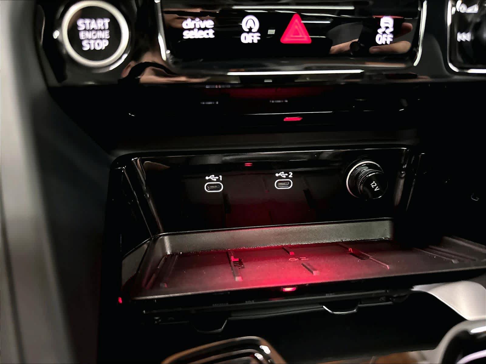 Certified 2025 Audi Q5 Premium AWD/4WD image 33