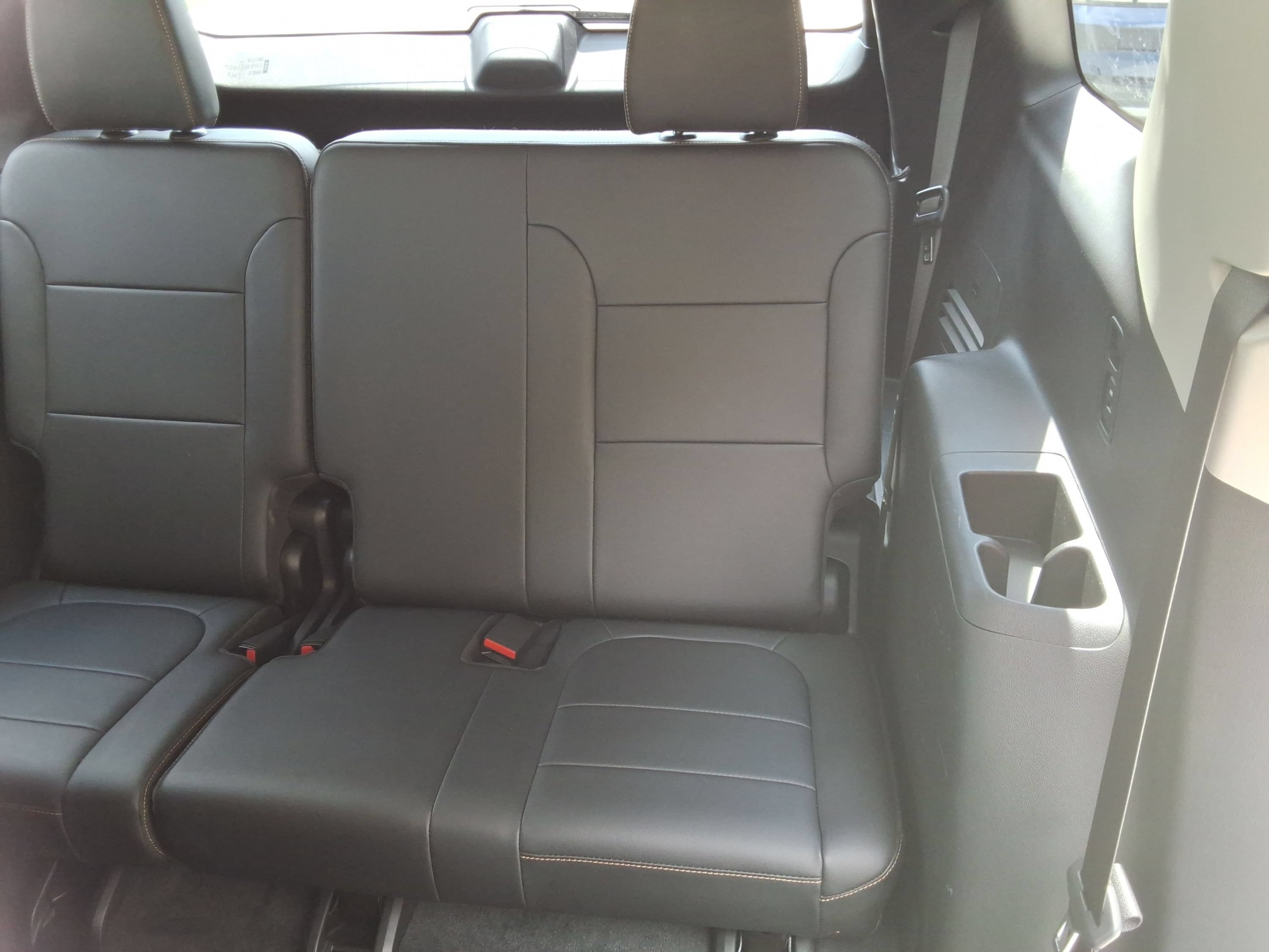 Used 2021 Chevrolet Traverse LT w/ LT Premium Package AWD/4WD image 32