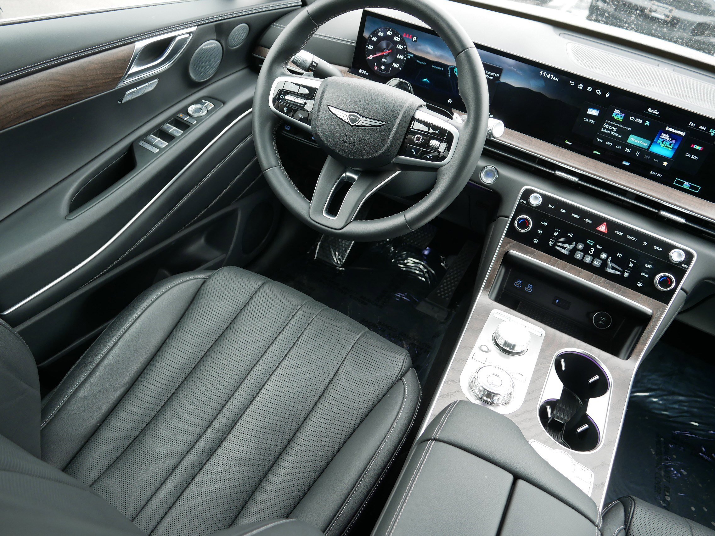 Used 2025 Genesis GV80 2.5T Advanced image 9