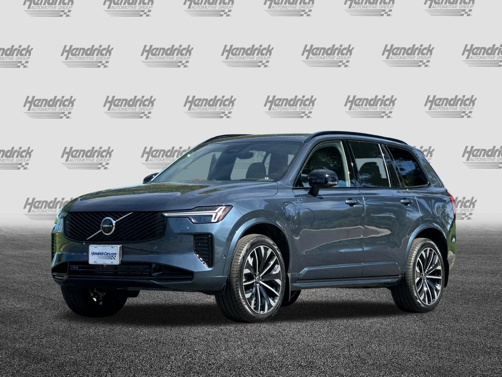 Used 2026 Volvo XC90 T8 Ultra w/ Lounge Package image 9