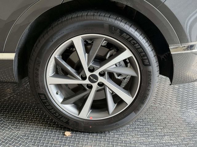 Used 2026 Genesis GV80 2.5T Advanced image 13