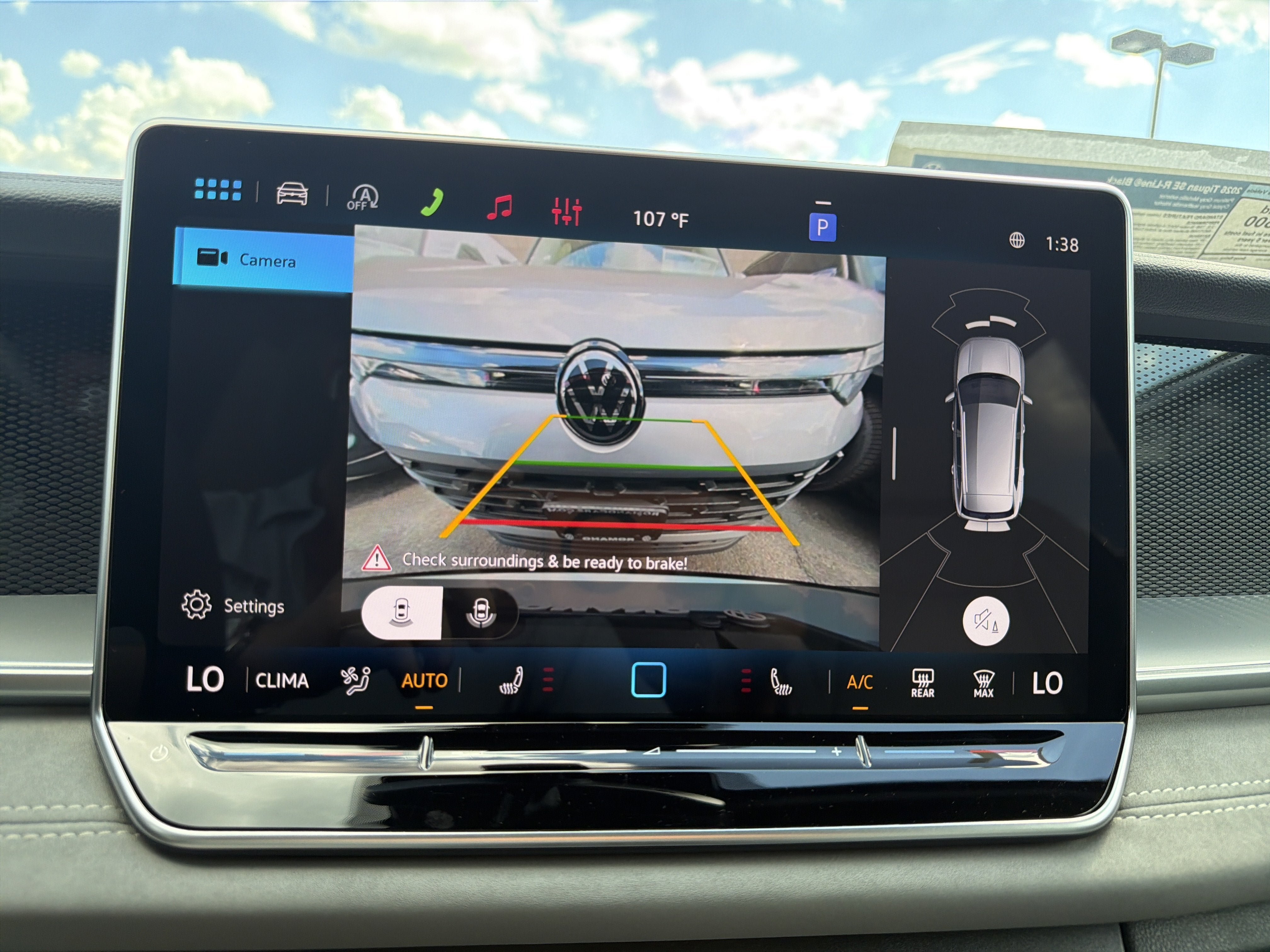New 2026 Volkswagen Tiguan SE R-Line AWD/4WD image 19