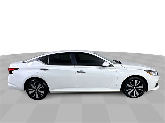 Used 2022 Nissan Altima 2.5 SV image 9