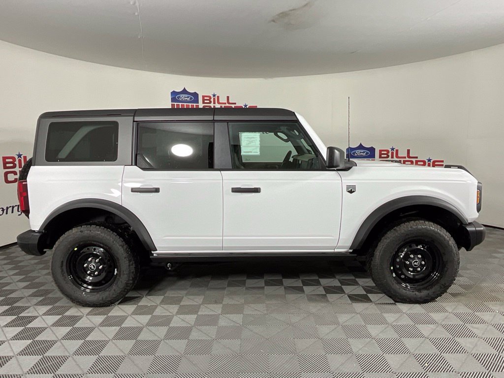 New 2026 Ford Bronco Big Bend w/ Black Diamond Package AWD/4WD image 2