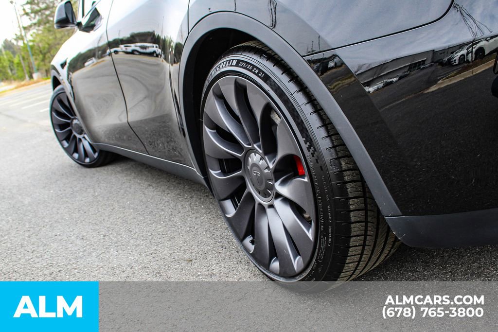 Used 2024 Tesla Model Y Performance image 15