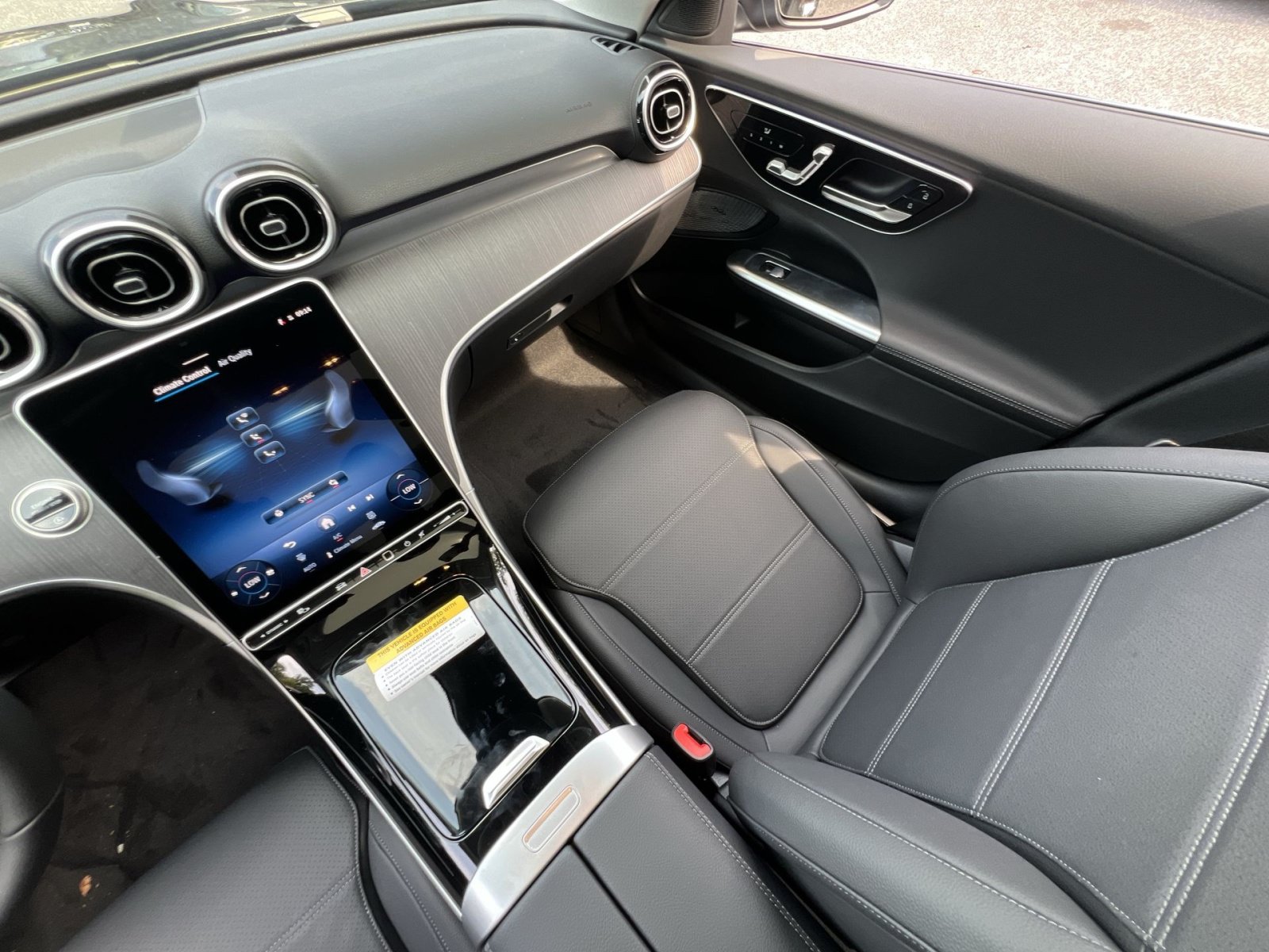 New 2026 Mercedes-Benz C 300 4MATIC Sedan image 14