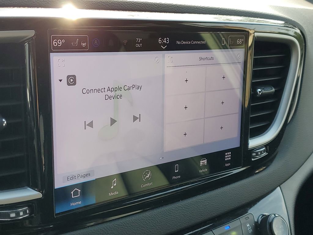 Used 2025 Chrysler Pacifica Select FWD image 31