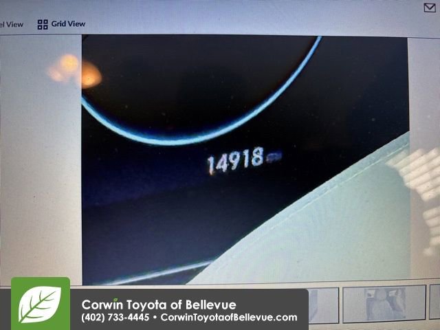 Used 2025 Hyundai Elantra SEL image 3