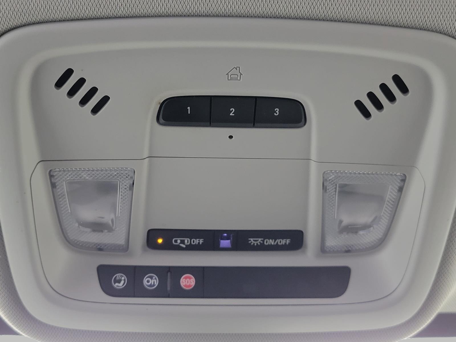 Used 2021 Chevrolet Traverse LT w/ LPO, Floor Liner Package AWD/4WD image 47