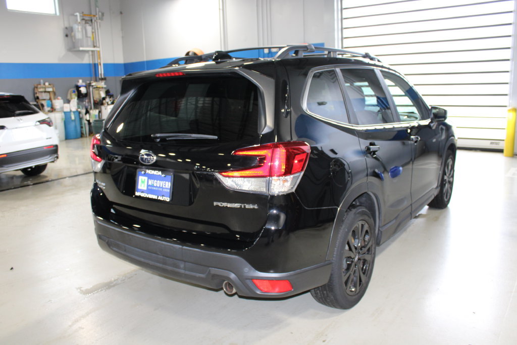 Used 2022 Subaru Forester Limited AWD/4WD image 27