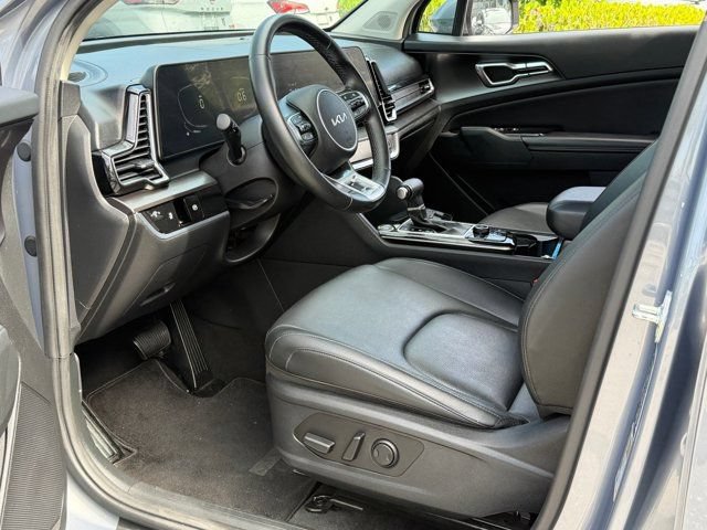 Used 2023 Kia Sportage EX FWD image 15