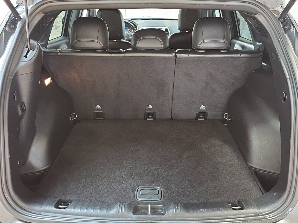 Used 2021 Jeep Compass 80th Special Edition image 15