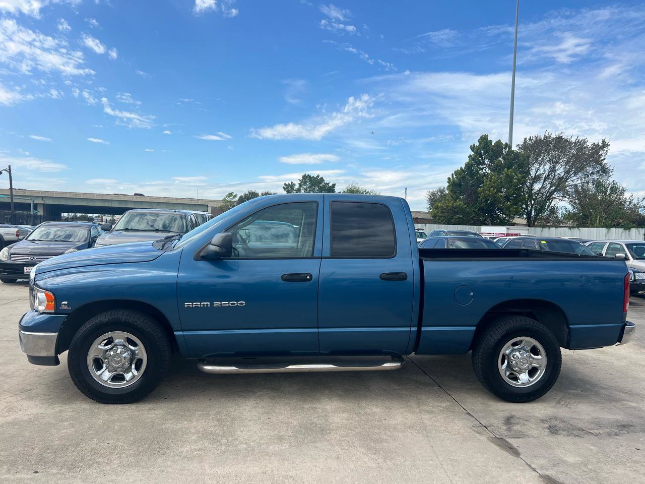 Used 2003 Dodge Ram 2500 Truck SLT RWD image 3