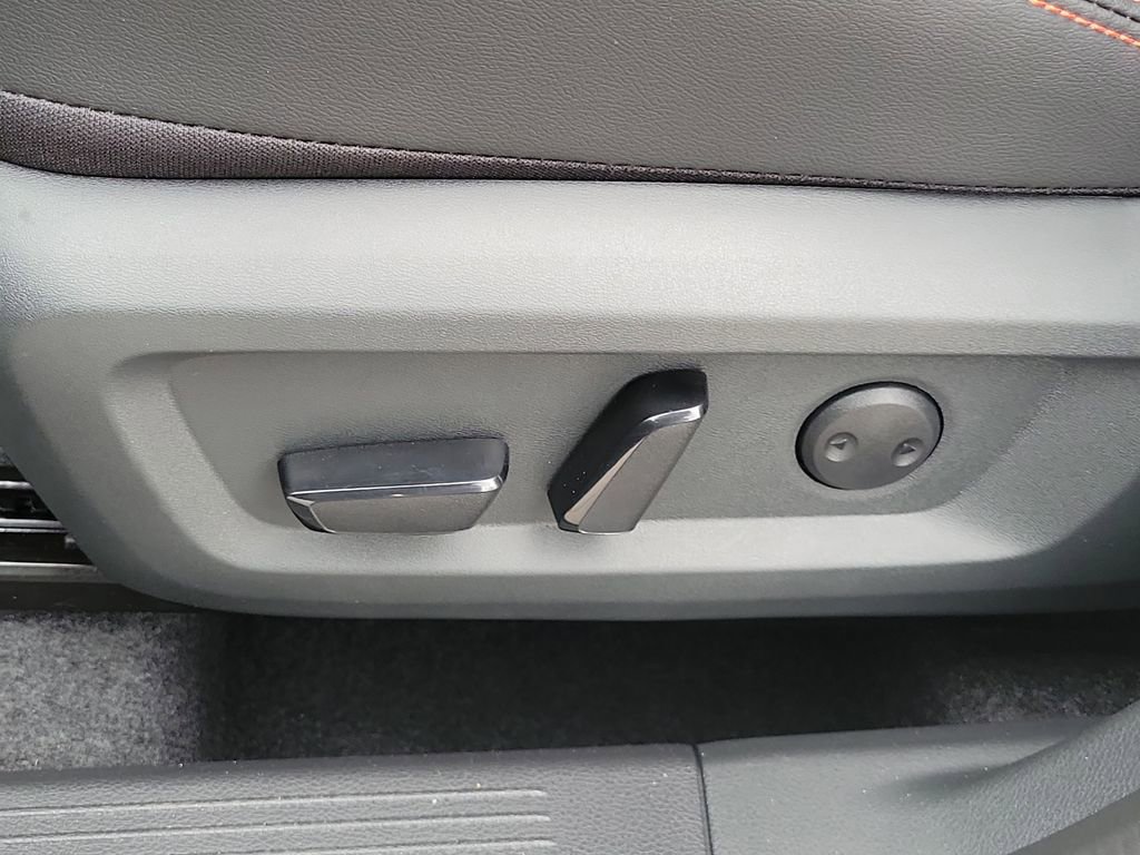 New 2026 Nissan Rogue SV image 27