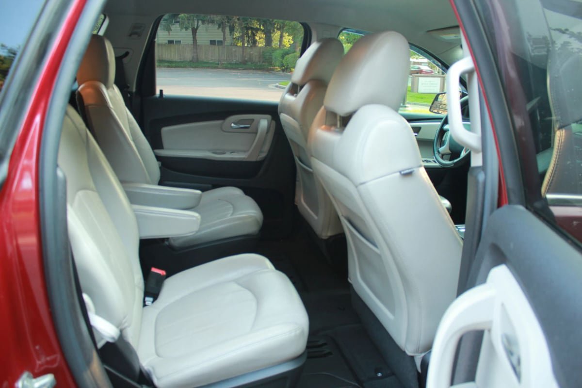 Used 2011 Chevrolet Traverse LTZ w/ LPO, 'HIT The Road' Package AWD/4WD image 22