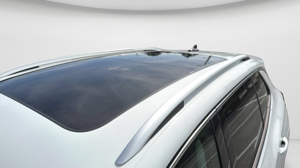 New 2026 Volkswagen Tiguan SE FWD image 35