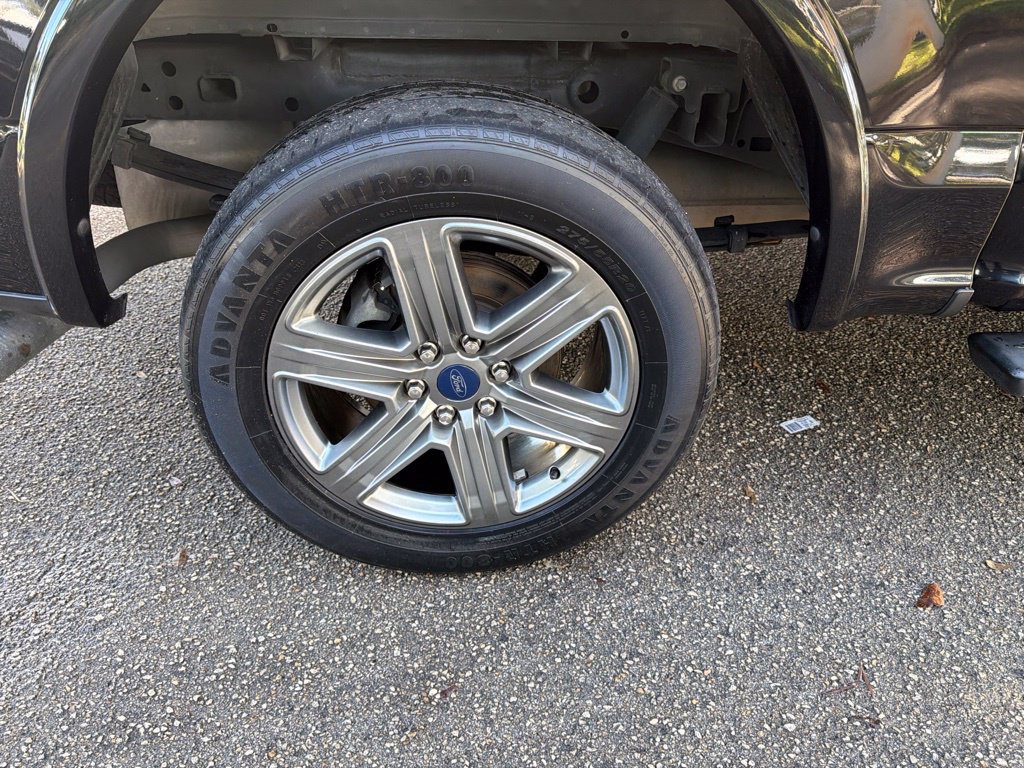 Used 2019 Ford F150 XLT w/ Equipment Group 302A Luxury AWD/4WD image 25
