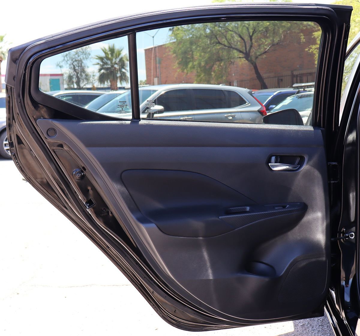 Used 2021 Nissan Versa SV FWD image 29