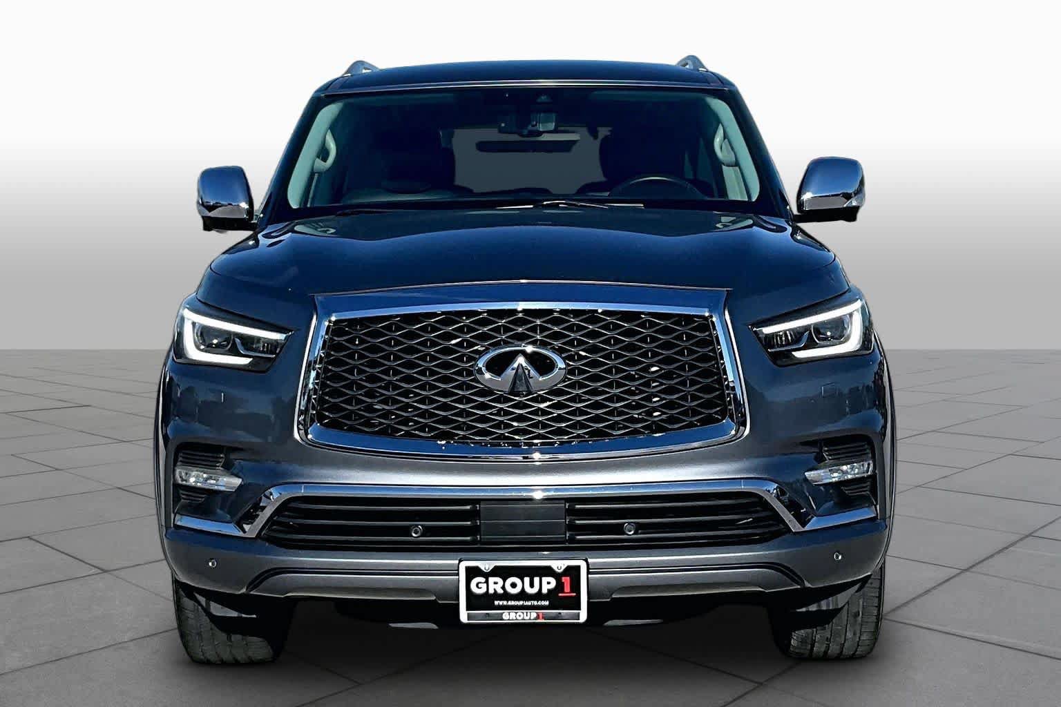 Used 2018 INFINITI QX80 2WD w/ Deluxe Technology Package image 4