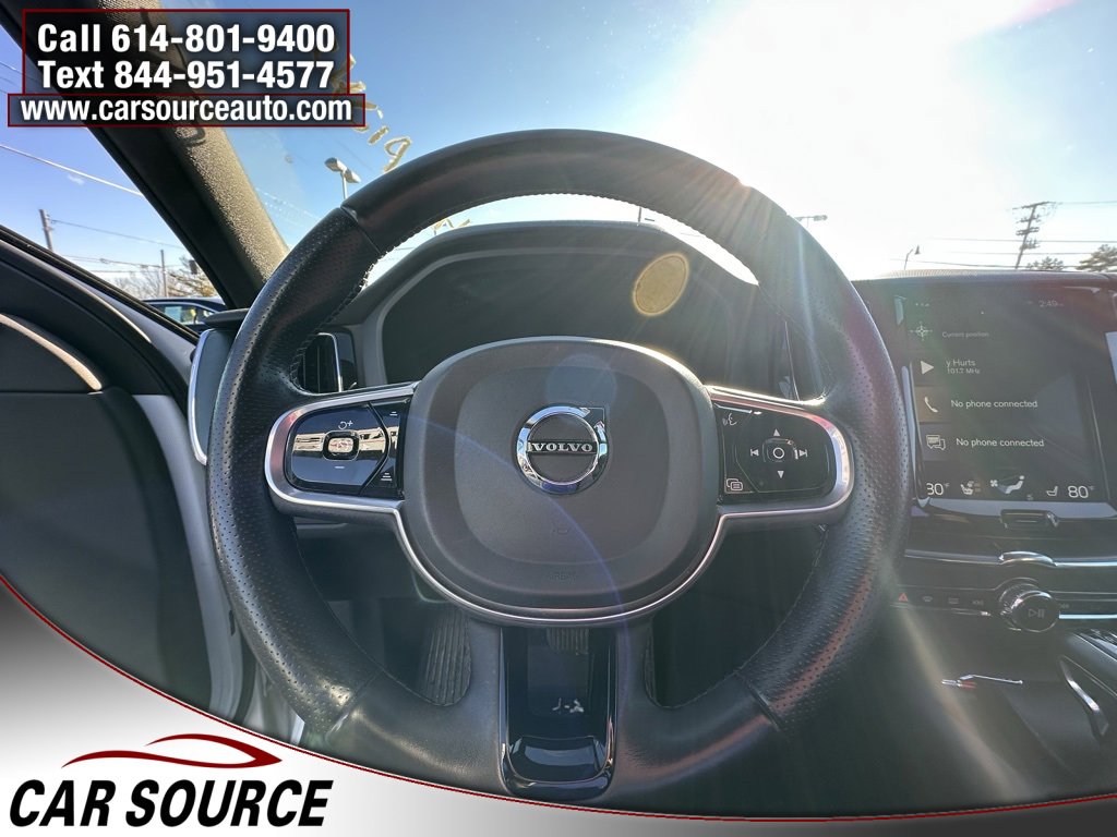 Used 2018 Volvo XC60 T6 Momentum w/ Advanced Package image 7