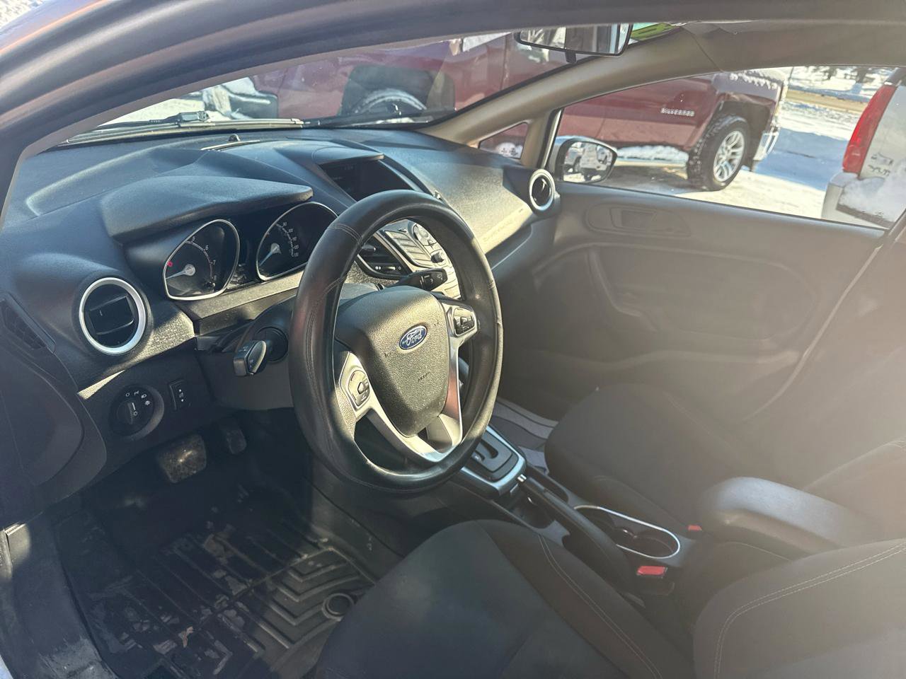 Used 2018 Ford Fiesta SE image 11