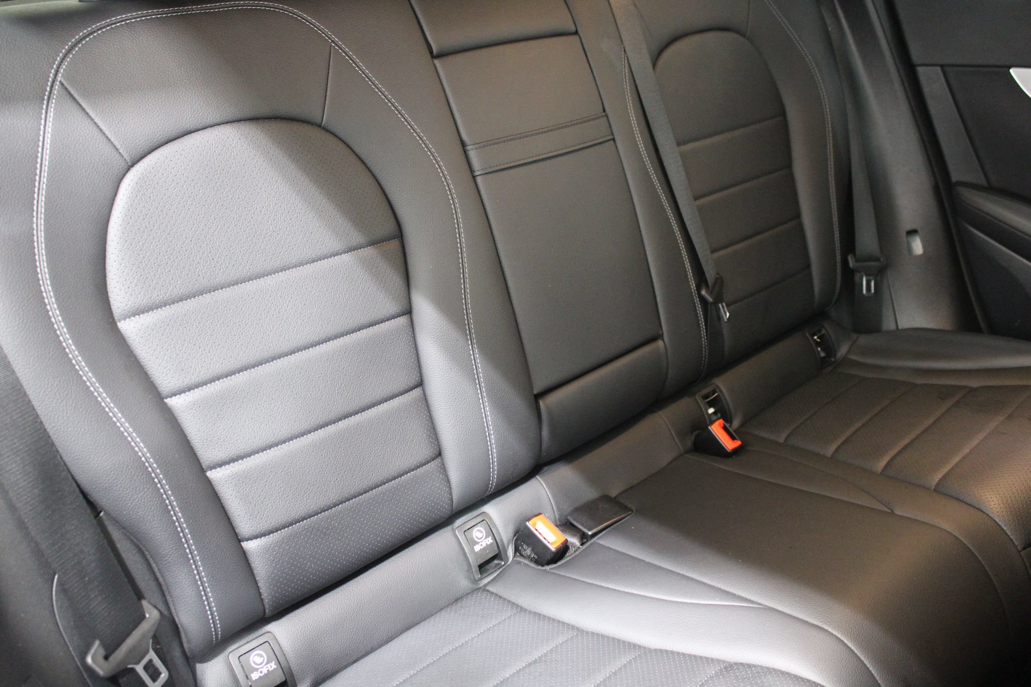 Used 2021 Mercedes-Benz GLC 300 image 24