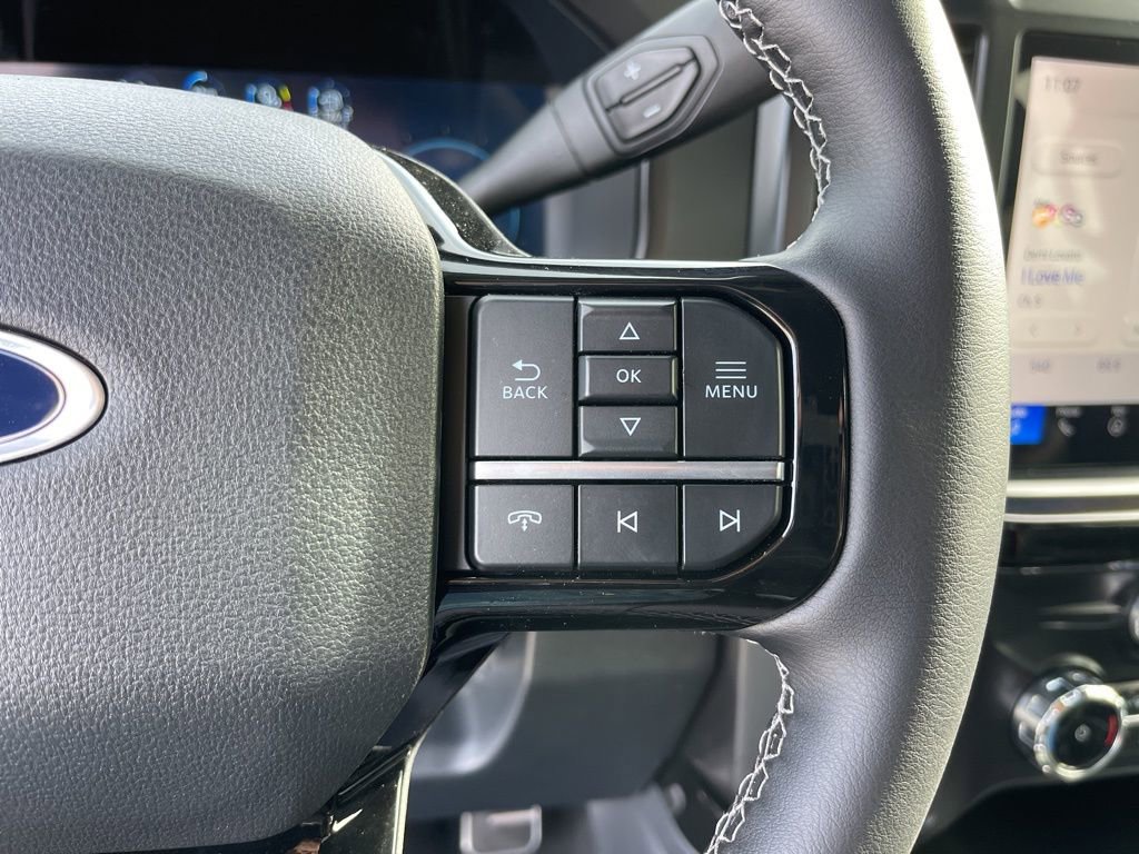 New 2026 Ford F250 Lariat w/ Black Appearance Package image 18