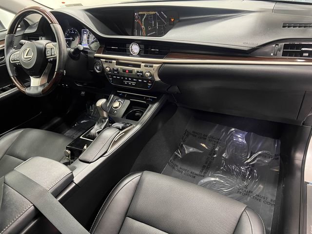 Used 2018 Lexus ES 350 w/ Navigation System Package FWD image 12