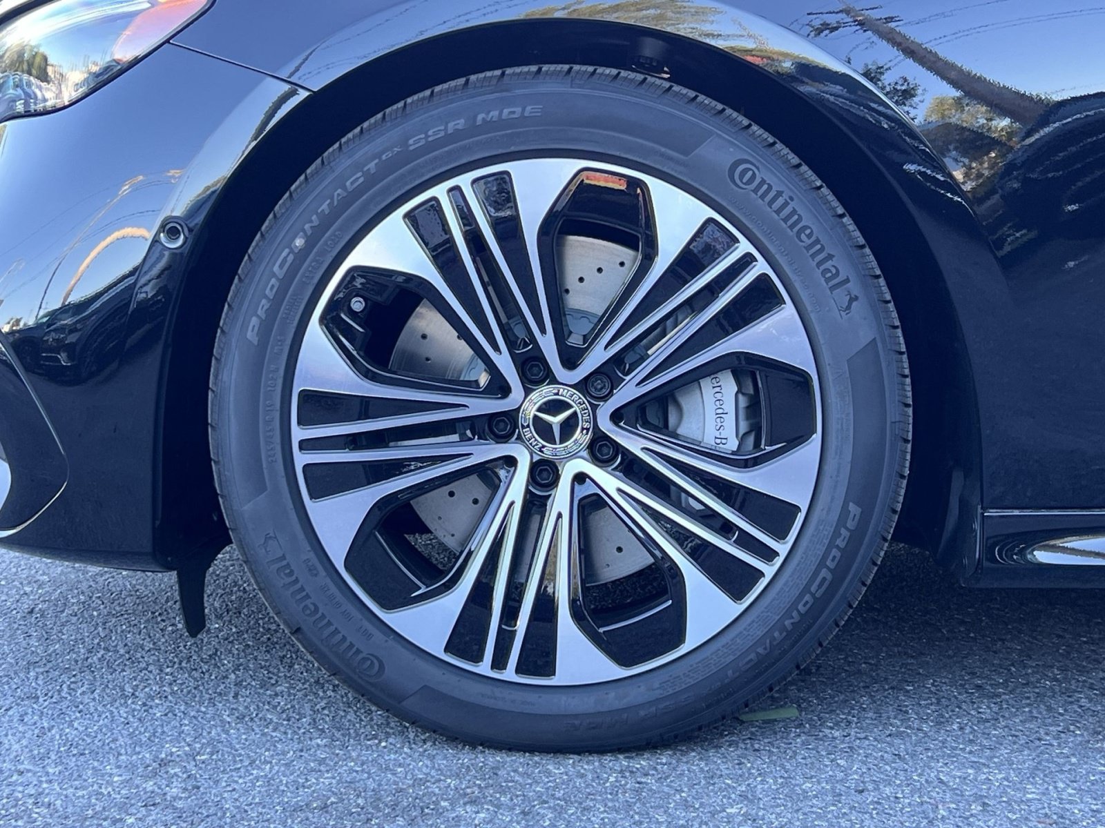 New 2027 Mercedes-Benz E 450 4MATIC Sedan image 17