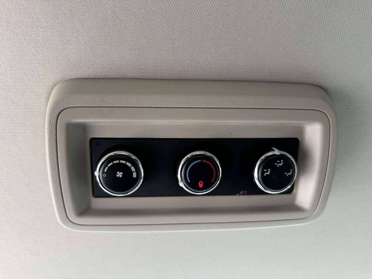 Used 2017 Dodge Grand Caravan SE w/ Power Window Group FWD image 33