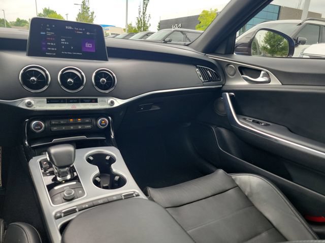 Used 2019 Kia Stinger GT2 RWD image 10