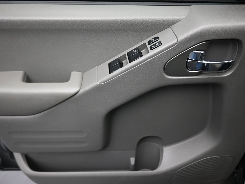 Used 2019 Nissan Frontier SV w/ Value Truck Package image 10