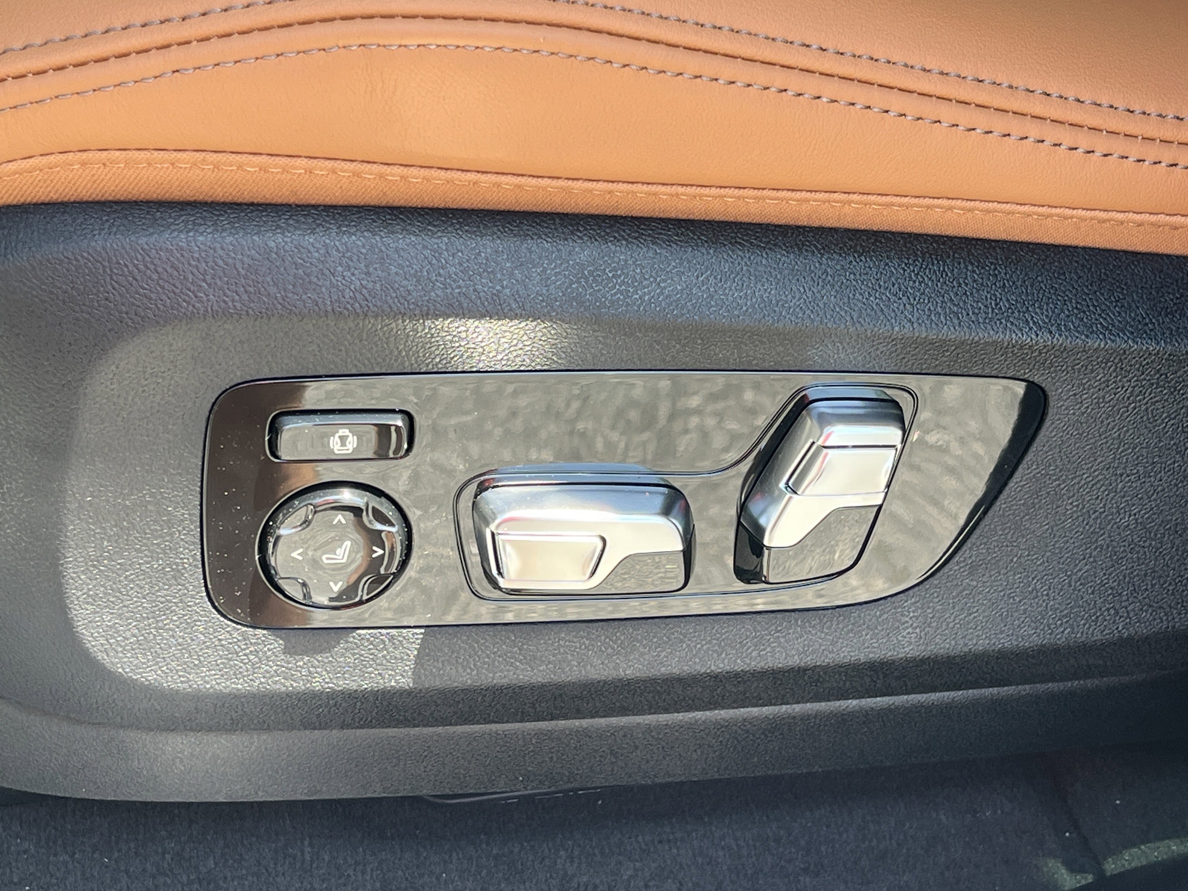 New 2026 BMW X5 xDrive40i AWD/4WD image 18