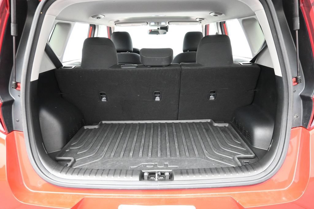 Used 2021 Kia Soul GT-Line FWD image 33
