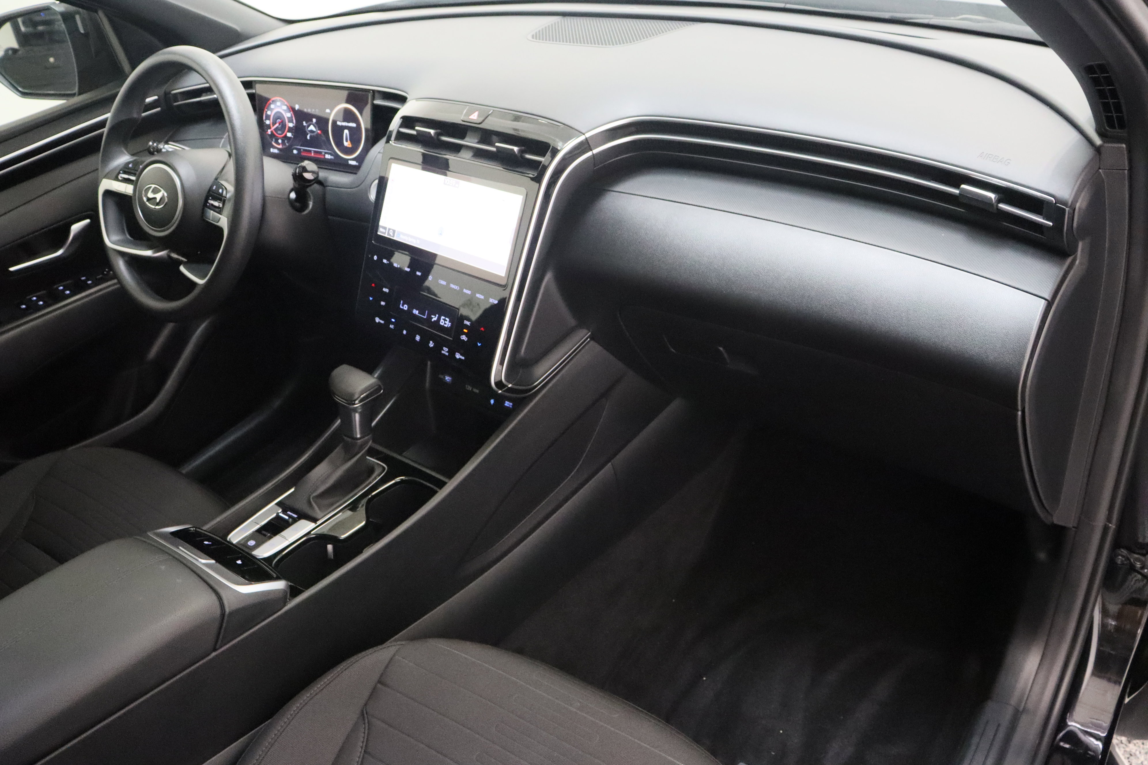 Used 2024 Hyundai Santa Cruz SEL w/ Activity Package FWD image 38