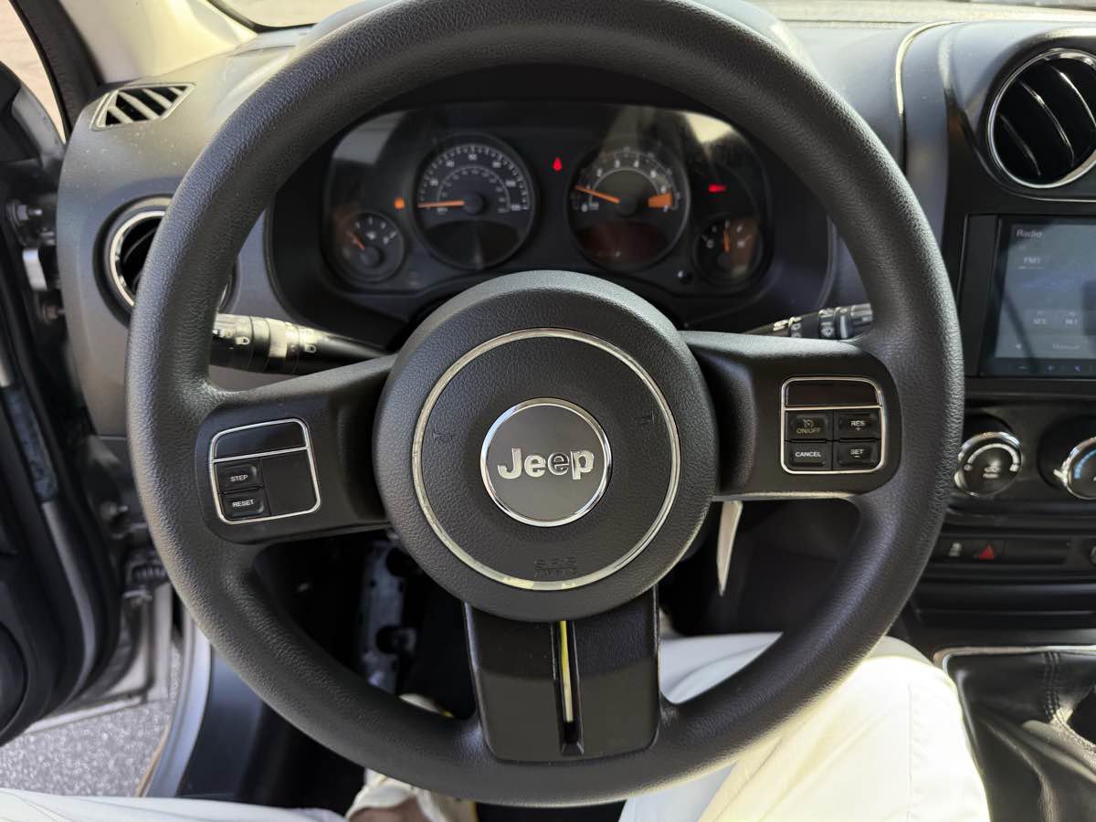 Used 2016 Jeep Patriot Sport image 25