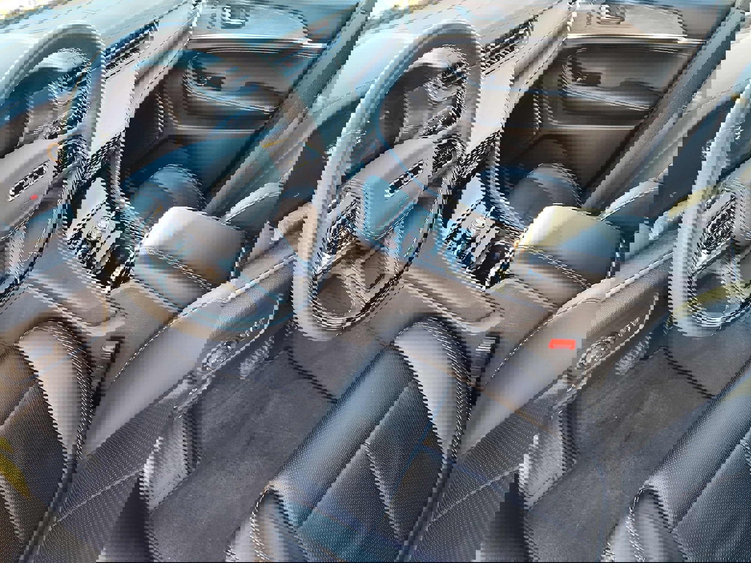 Used 2023 Jeep Grand Cherokee Overland w/ Adv Protech Group III image 9