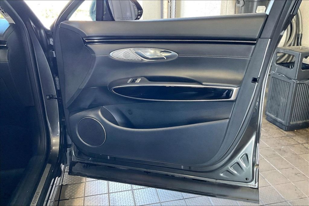 Used 2025 Genesis GV70 2.5T image 21