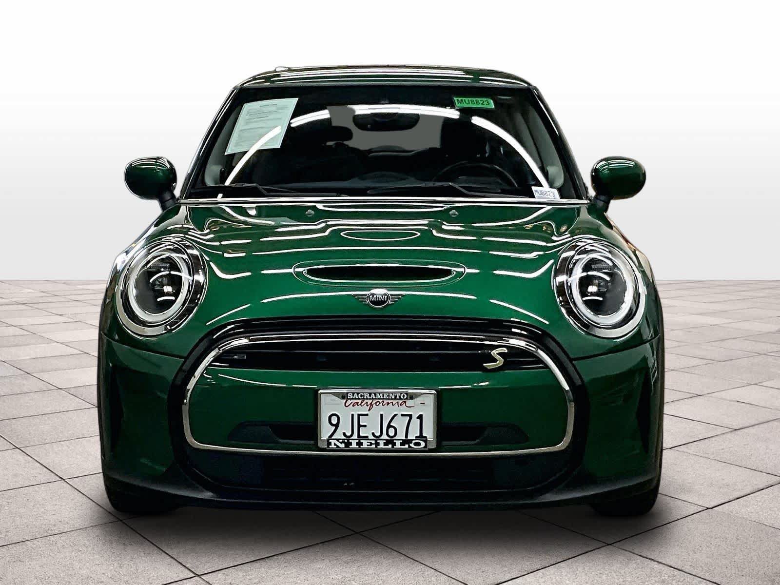 Used 2024 MINI Cooper SE FWD image 3